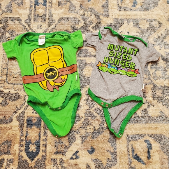 Ninja turtle onesies - Picture 1 of 4
